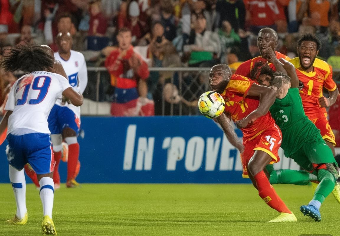 巴拿马U20对马里青年队：激战青春，足球盛宴对决回顾(图3)